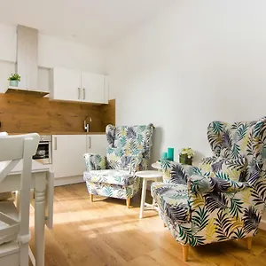 lou-lou.zandvoort-hotels.com/